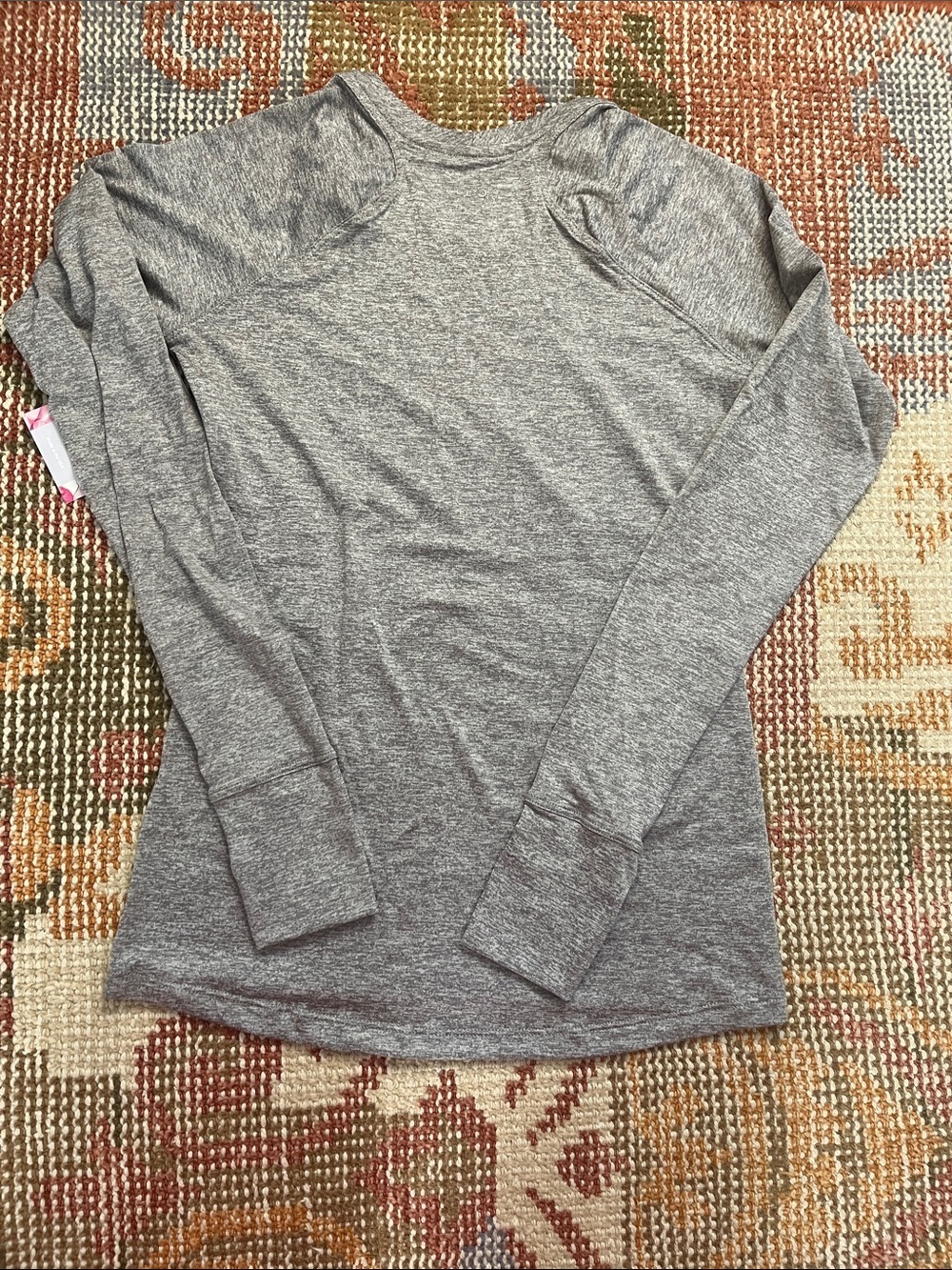 FLEO Foundation Long Sleeve Shirt Gray Size Small NWT Athletic Performance Top - Picture 8 of 8
